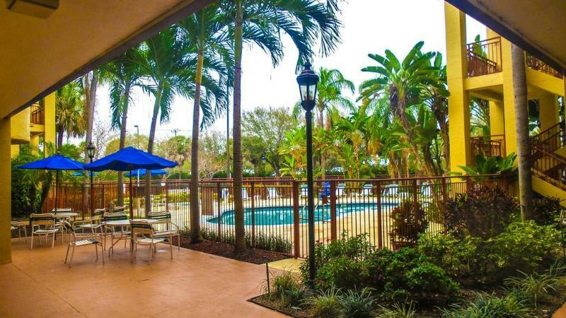 Boca Suites Deerfield Beach; Surestay Collection By BW Esterno foto